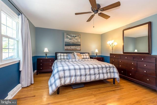 564 DERWIN DR, Blue Bell, PA 19422