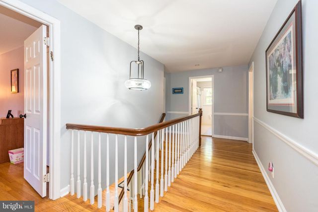 564 DERWIN DR, Blue Bell, PA 19422