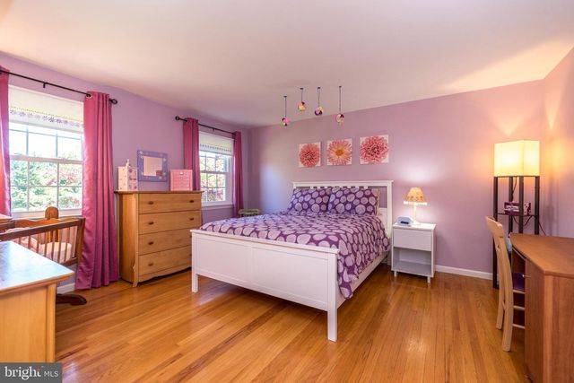 564 DERWIN DR, Blue Bell, PA 19422