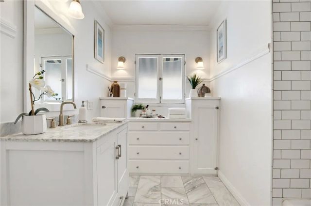 1304 Carmen Drive, Glendale, CA 91207
