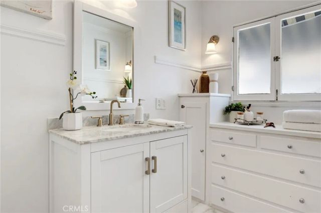 1304 Carmen Drive, Glendale, CA 91207