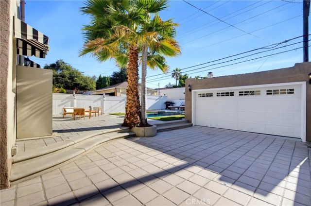 1304 Carmen Drive, Glendale, CA 91207
