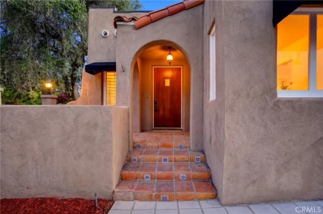 1304 Carmen Drive, Glendale, CA 91207