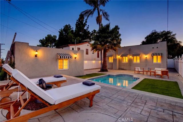 1304 Carmen Drive, Glendale, CA 91207