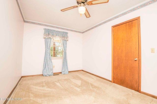 111 Happy Ending Lane, Kingston, TN 37763