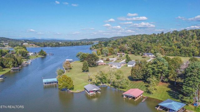 111 Happy Ending Lane, Kingston, TN 37763
