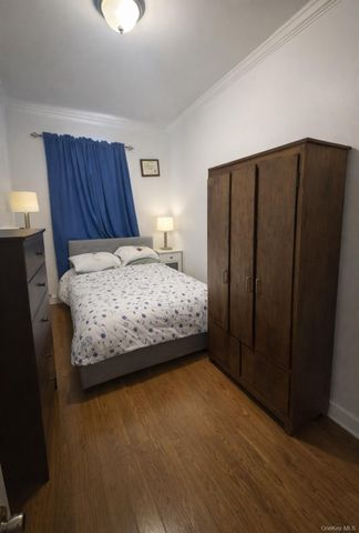 7027 68th Place, Glendale, NY 11385