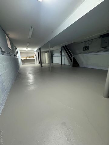 7027 68th Place, Glendale, NY 11385