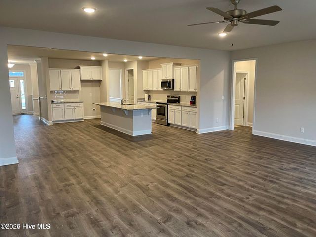 1046 Wood Creek Road NE, Leland, NC 28451