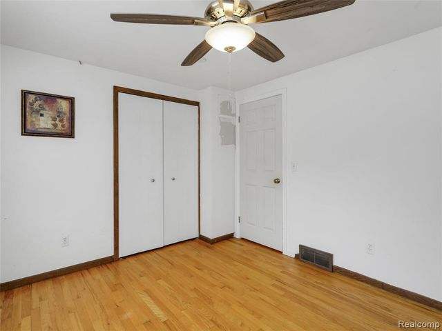 1236 Beemer Court, Oxford, MI 48371