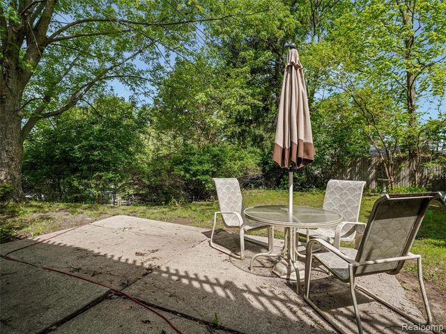1236 Beemer Court, Oxford, MI 48371