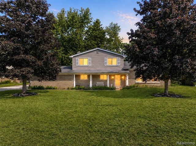 1236 Beemer Court, Oxford, MI 48371