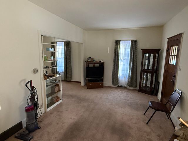 723 Lincoln Street, Hobart, IN 46342