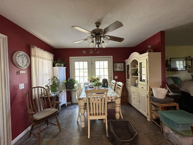 231 Cox Lane, Williamsburg, KY 40769