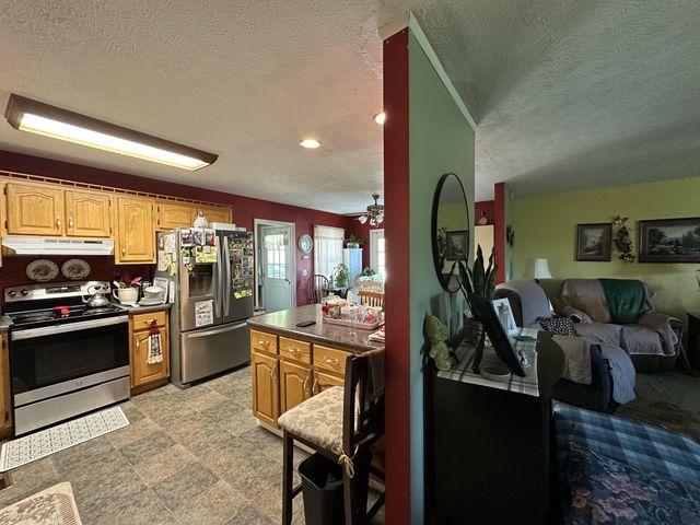 231 Cox Lane, Williamsburg, KY 40769