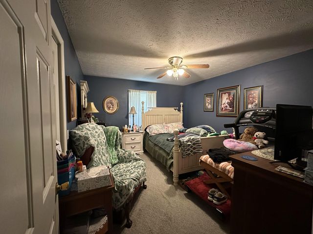 231 Cox Lane, Williamsburg, KY 40769