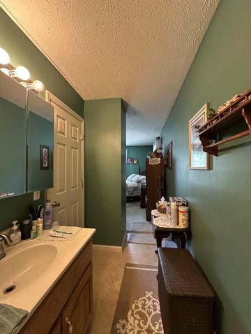 231 Cox Lane, Williamsburg, KY 40769