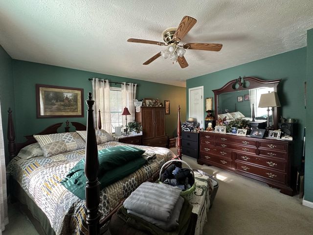 231 Cox Lane, Williamsburg, KY 40769