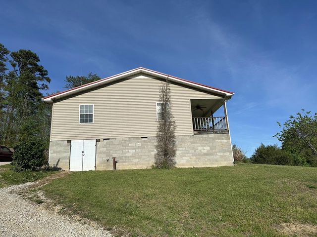 231 Cox Lane, Williamsburg, KY 40769