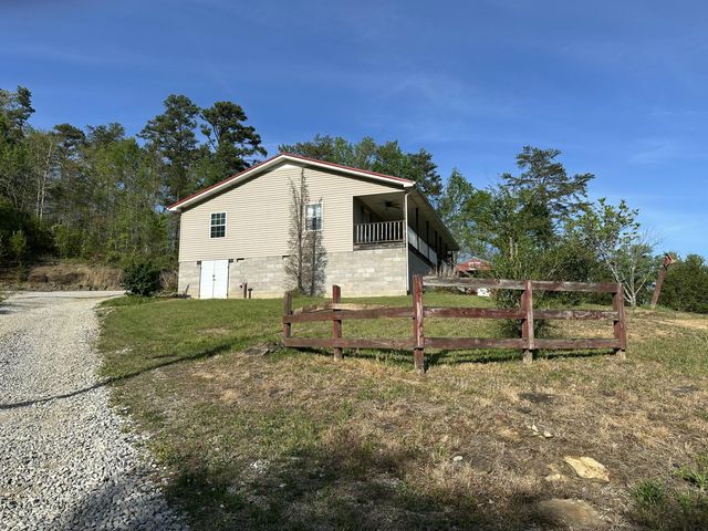 231 Cox Lane, Williamsburg, KY 40769