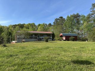 231 Cox Lane, Williamsburg, KY 40769