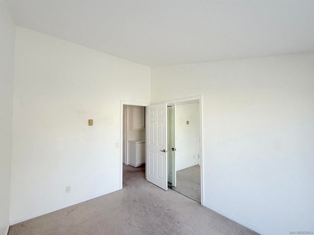 8725 Caminito Abrazo, La Jolla, CA 92037