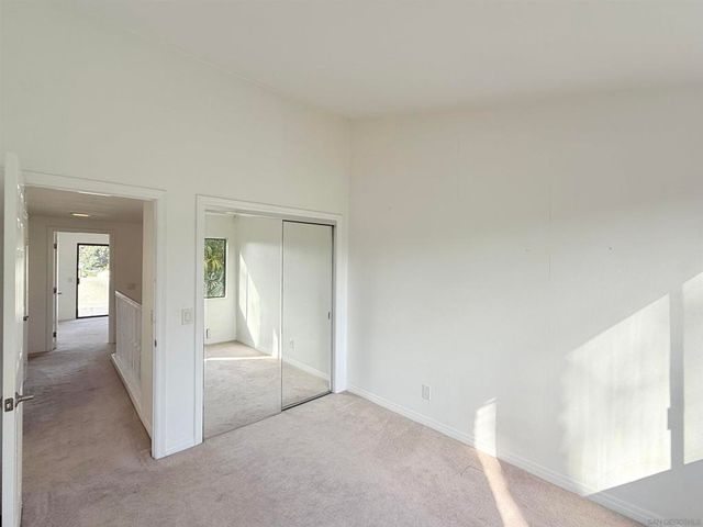 8725 Caminito Abrazo, La Jolla, CA 92037