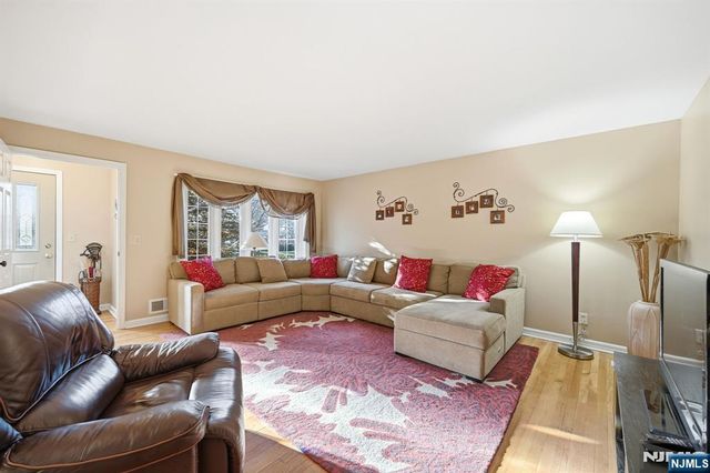 351 Harristown Road, Glen Rock, NJ 07452