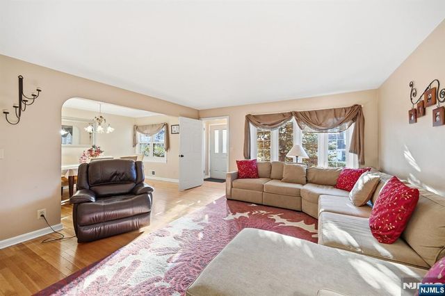 351 Harristown Road, Glen Rock, NJ 07452