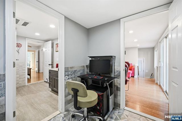 351 Harristown Road, Glen Rock, NJ 07452