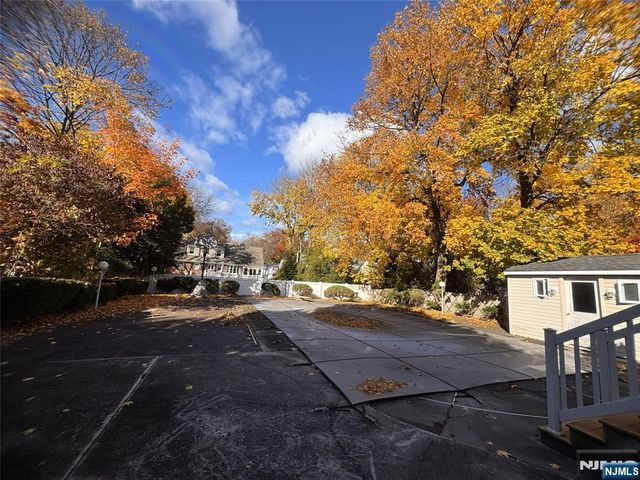 351 Harristown Road, Glen Rock, NJ 07452