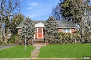 351 Harristown Road, Glen Rock, NJ 07452