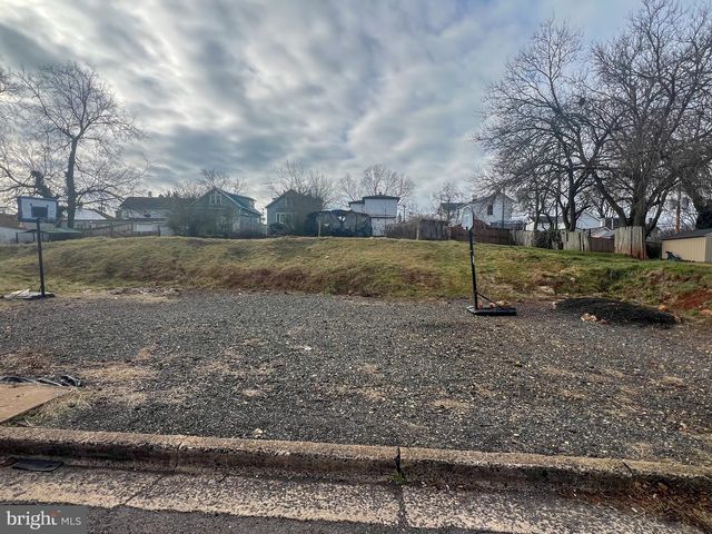 121 W PIEDMONT ST, Culpeper, VA 22701