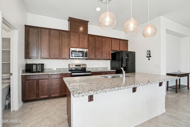 14870 W ENCANTO Boulevard 2075, Goodyear, AZ 85395