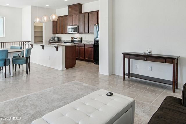 14870 W ENCANTO Boulevard 2075, Goodyear, AZ 85395