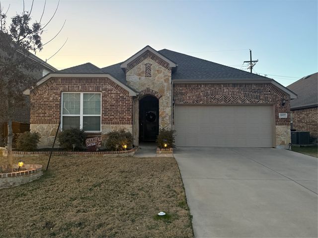 4817 Big Bear Circle, Fort Worth, TX 76244