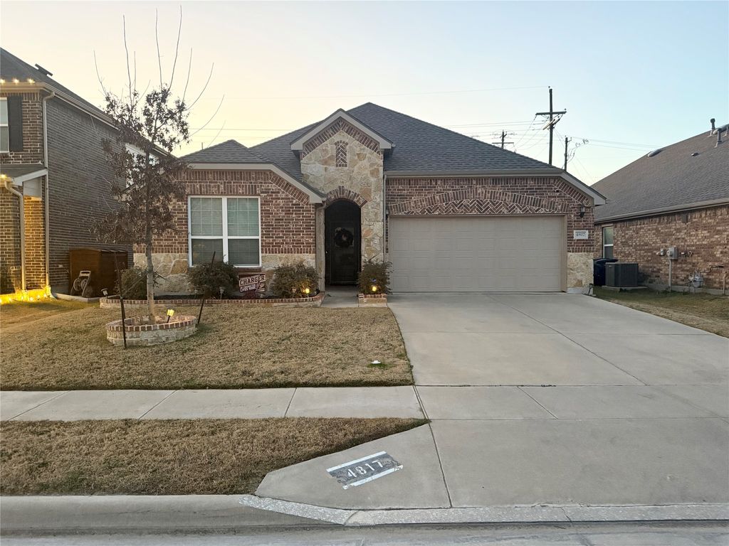 4817 Big Bear Circle, Fort Worth, TX 76244