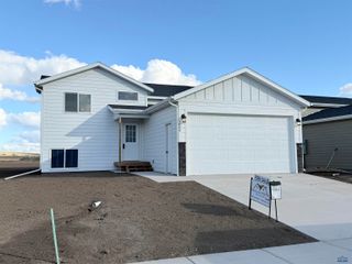 3804 HARALSON LN, Rapid City, SD 57703