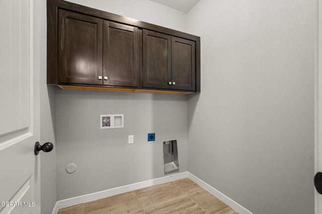 654 DARLINGTON Drive, El Paso, TX 79928