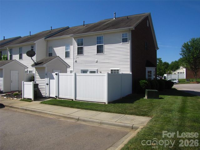 18040 Delmas Drive, Cornelius, NC 28031
