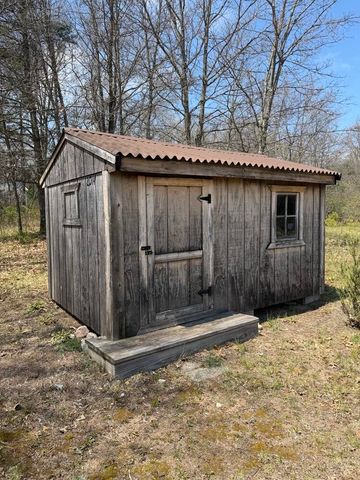 11711 Nichols Road, Blue Lake Twp, MI 49425