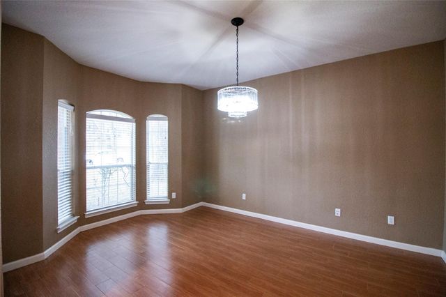 3318 Shadowcrest Court, Montgomery, TX 77356