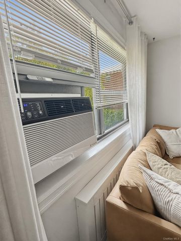 199-08 21st 1-327, Whitestone, NY 11357