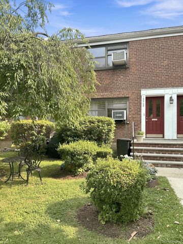 199-08 21st 1-327, Whitestone, NY 11357