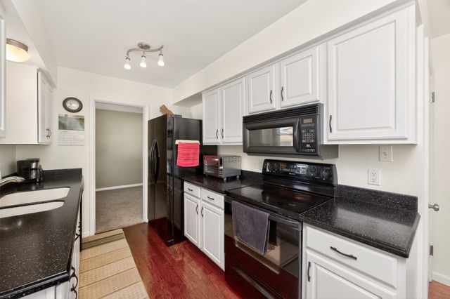 4128 70th Street, Urbandale, IA 50322