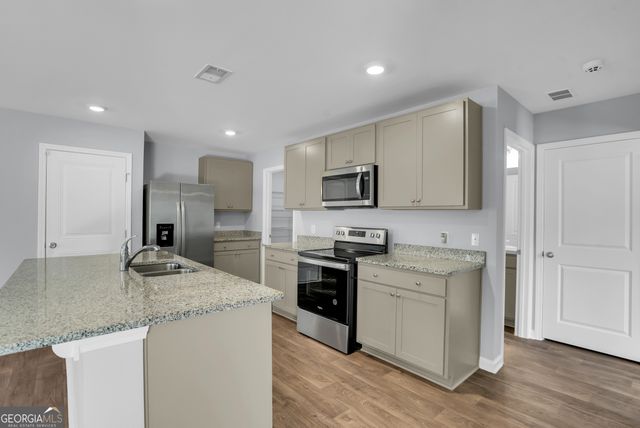 126 Tobago Circle, Guyton, GA 31312