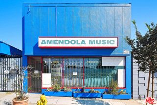 1692 Centinela Avenue A, Inglewood, CA 90302