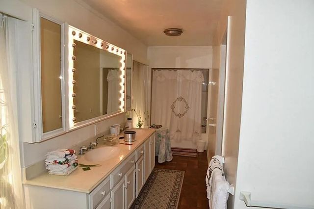 2013 Deats Road, Dickinson, TX 77539