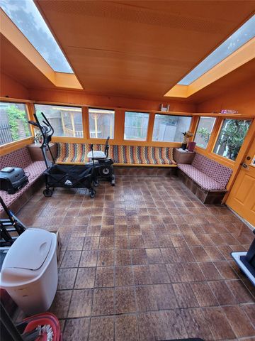 2013 Deats Road, Dickinson, TX 77539