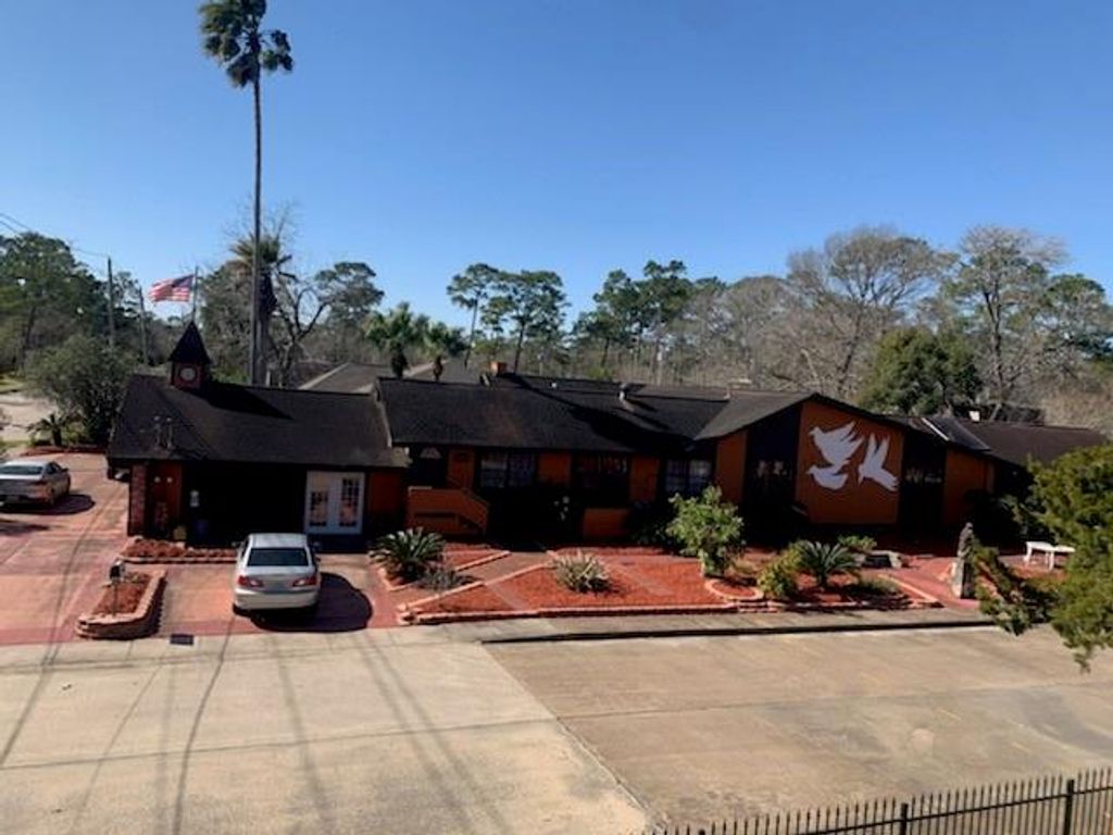 2013 Deats Road, Dickinson, TX 77539